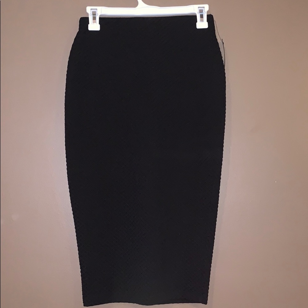 APT9 Midi Textured Knit Pencil